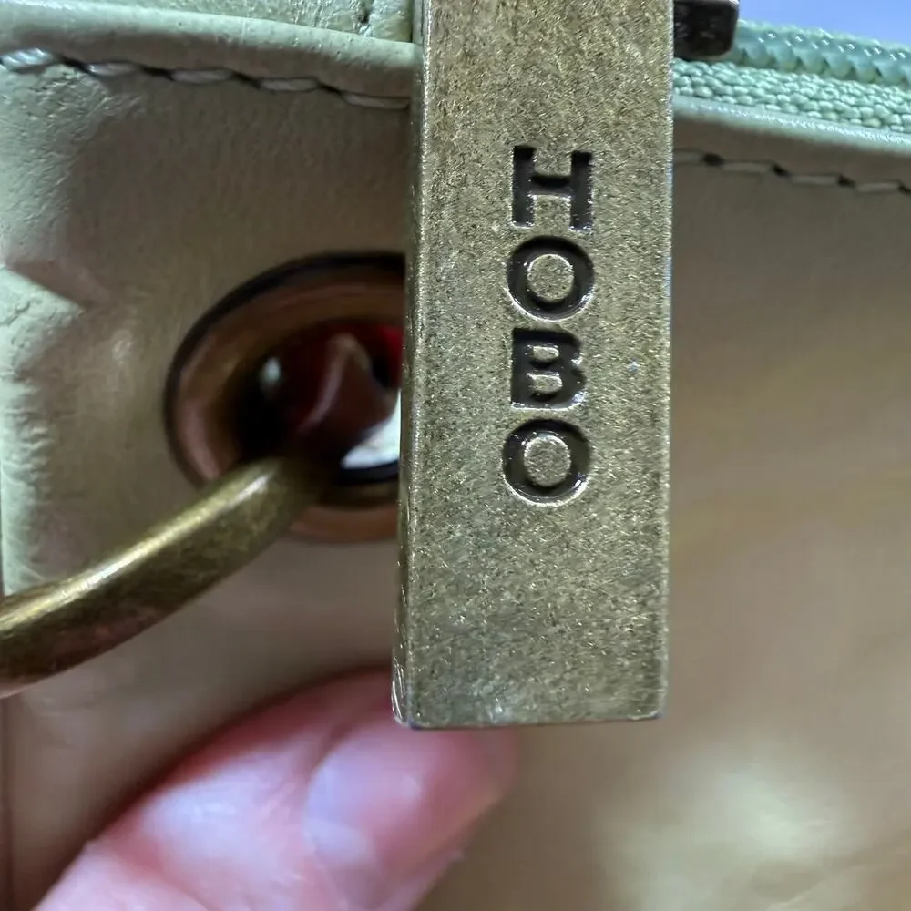 HOBO International Green Leather Wristlet Clutch Slim Zip Pouch